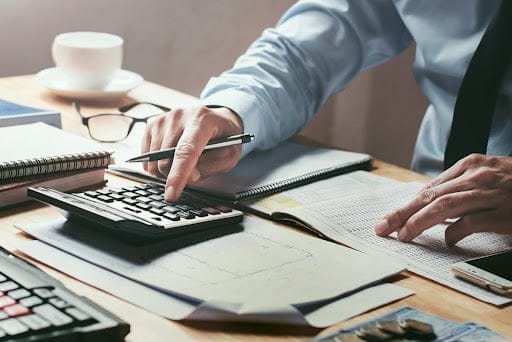 Hire a Bookkeeping Firm For Your Business