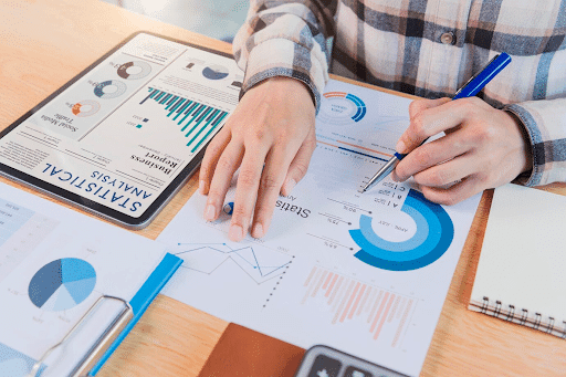 7 Crucial Tips To Help Small Businesses Thrive